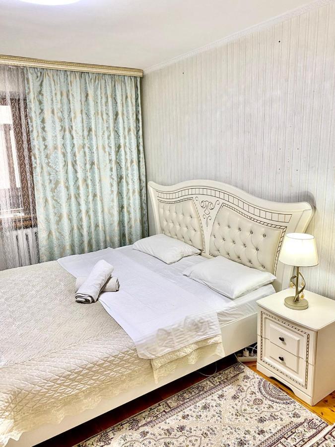 Просторная 3 Комнатная Квартира На Арбате Apartment Almaty Exterior photo