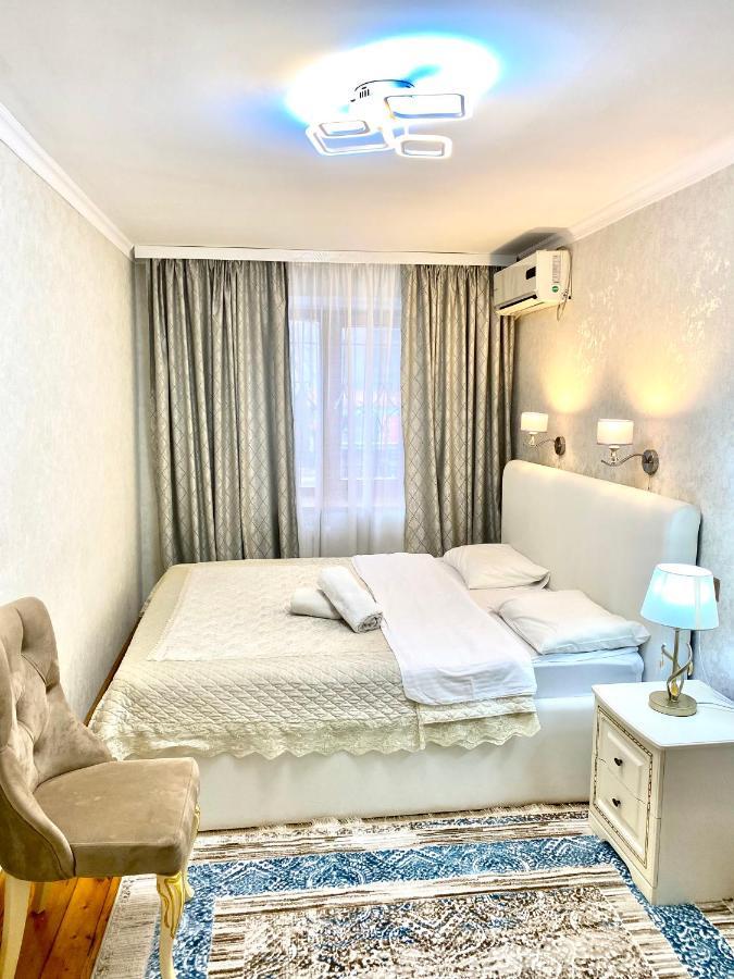 Просторная 3 Комнатная Квартира На Арбате Apartment Almaty Exterior photo